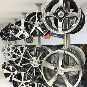 Custom Wheels and Rims in Tennessee